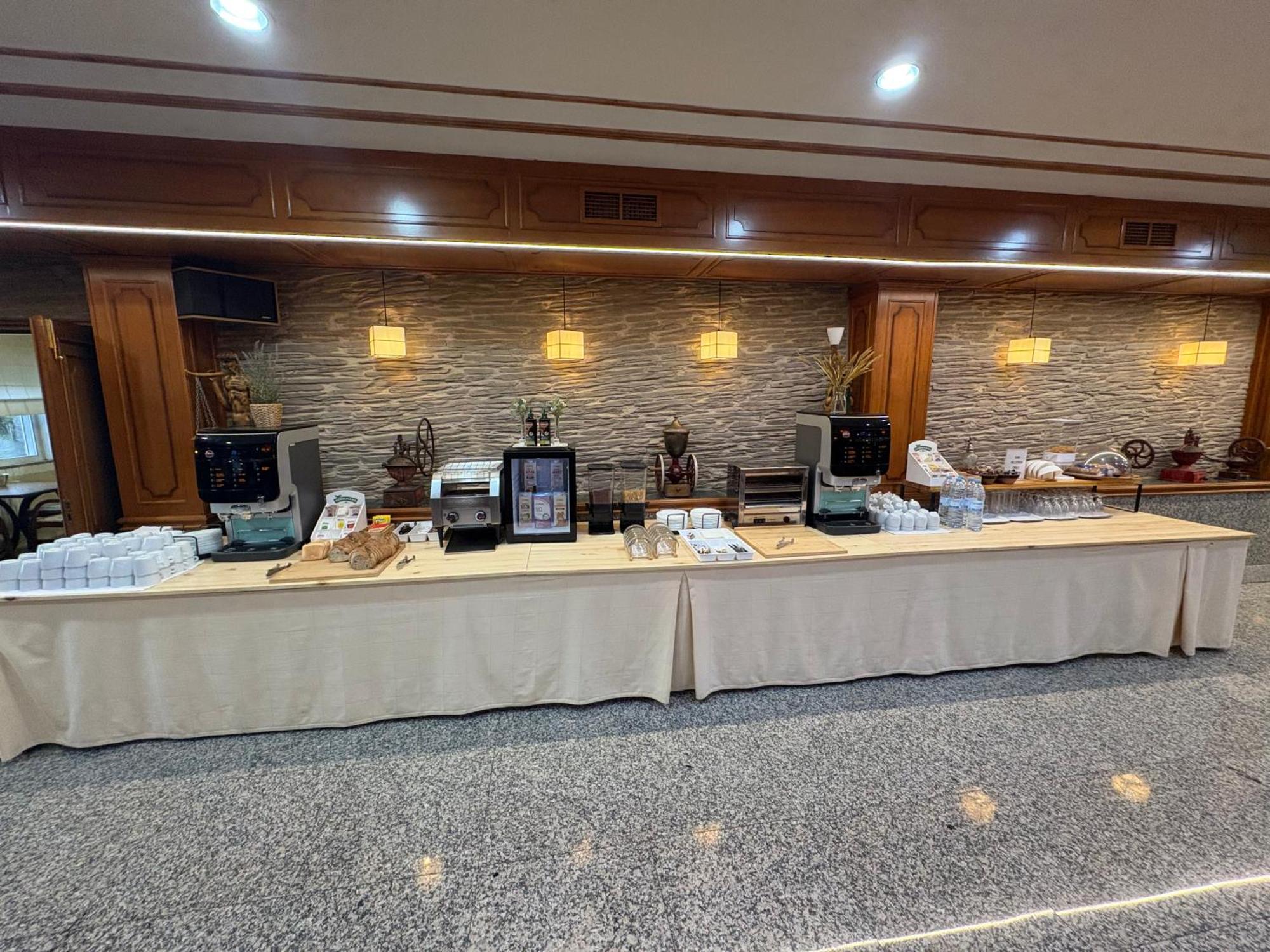 Hotel Los Olmos لوغو المظهر الخارجي الصورة